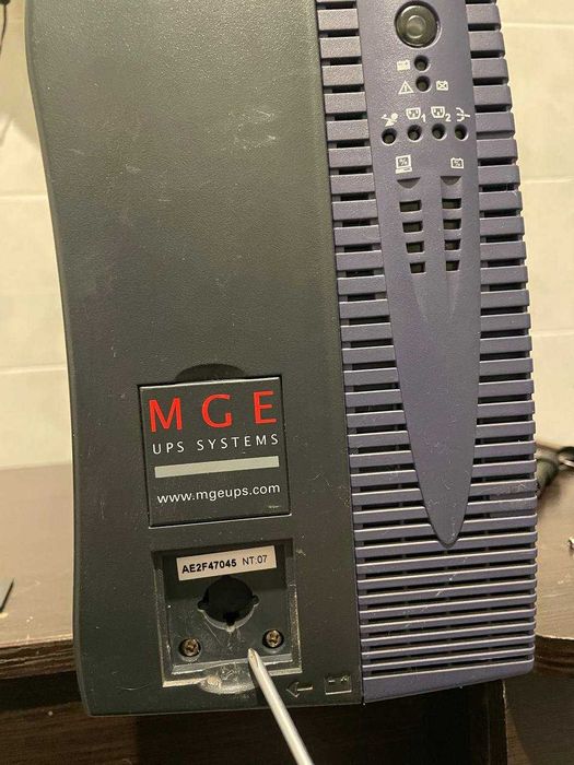 Продам UPS ДБЖ MGE Pulsar Evolution 800