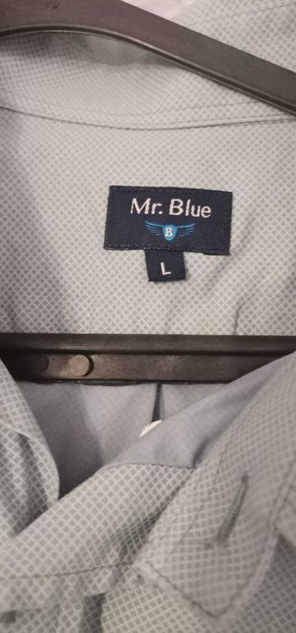 Blazer e camisas em muito bom estado de Marca