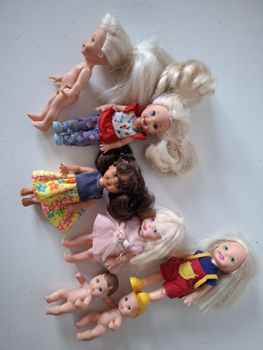 Grande lote Barbie Mattel anos 90 – +25 bonecas + Kelly/Tommy + roupa + sapatos + acessórios