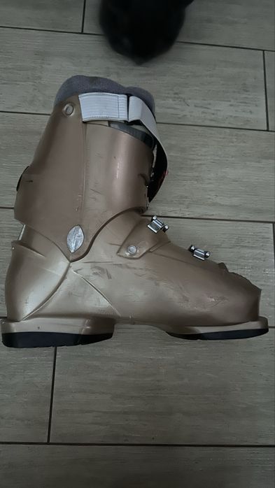 Лижні черевики Alpina