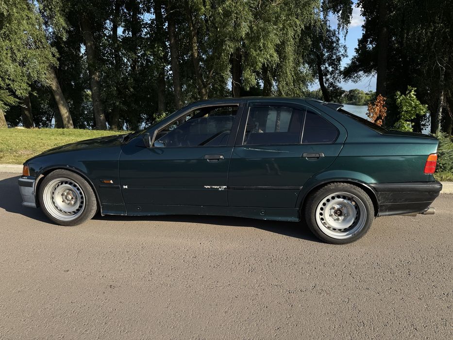Продам BMW E36 318