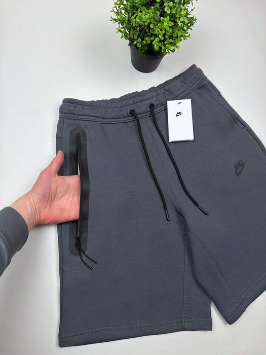 Шорти Nike tech fleece шорты найк теч флис