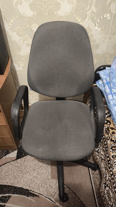 Компьютерное кресло