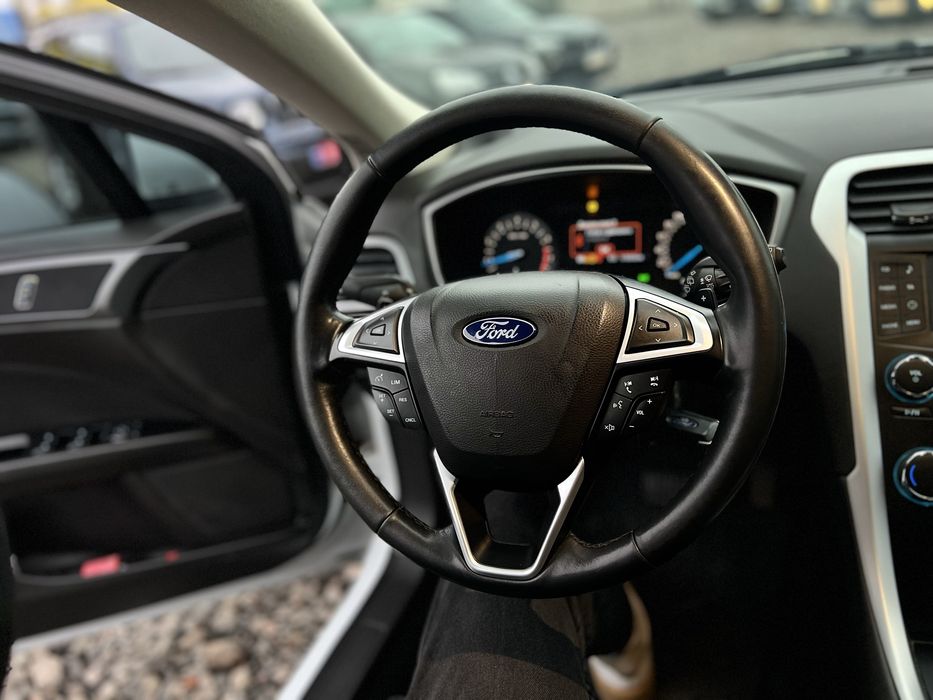 Продам Ford Mondeo 2017