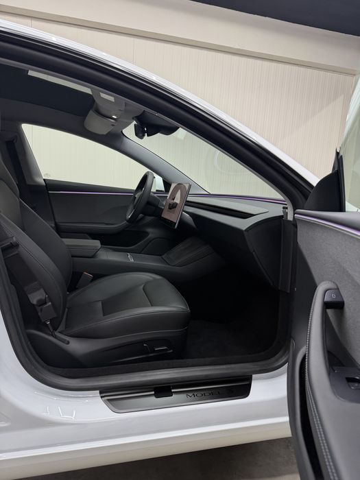 Tesla Model 3 Sr Highland