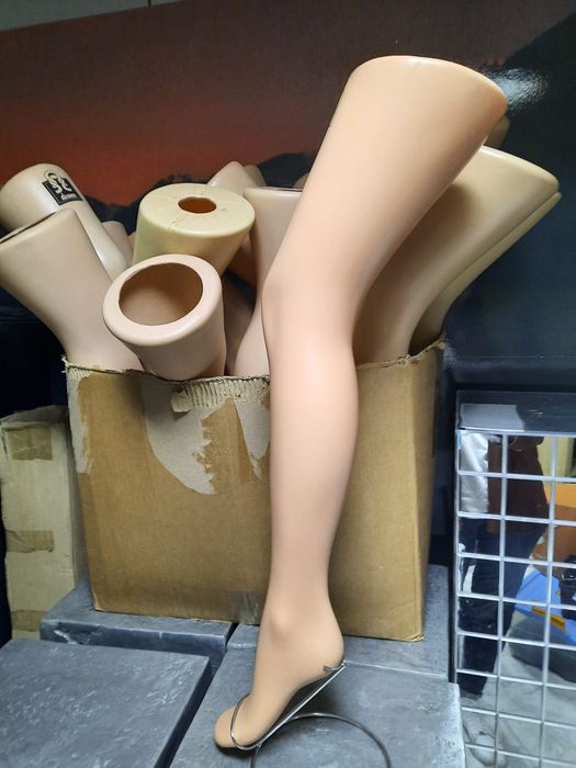 Pernas para expor meias e collant