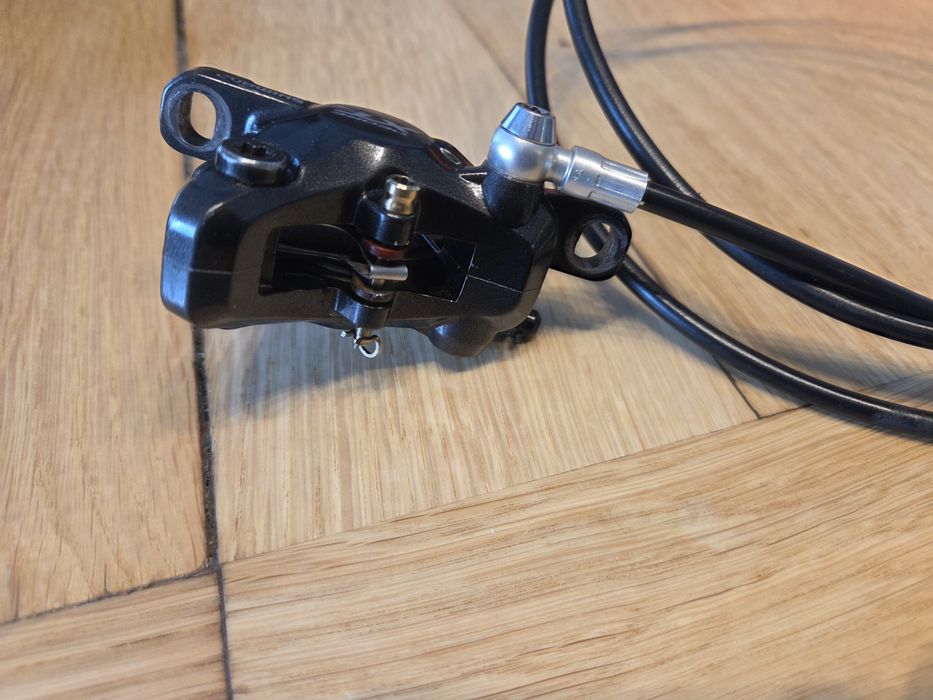 Hamulce  xt m8000 z klockami koolstop
