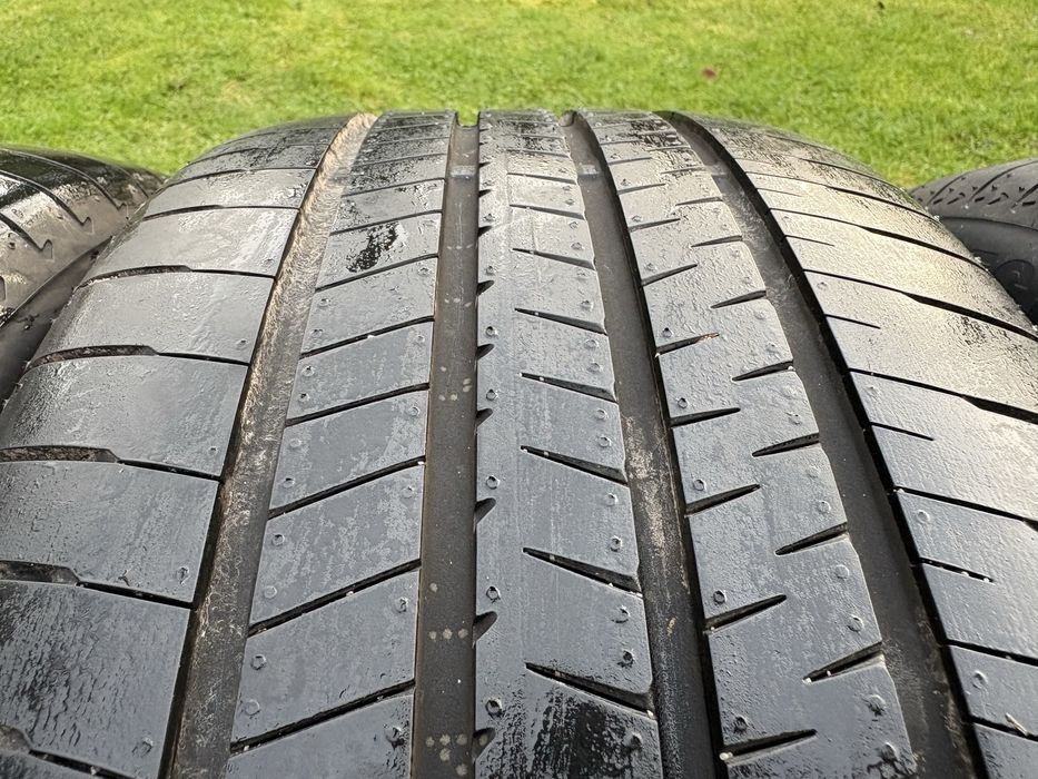 Opony letnie BRIDGESTONE Alenza 235/45R19
