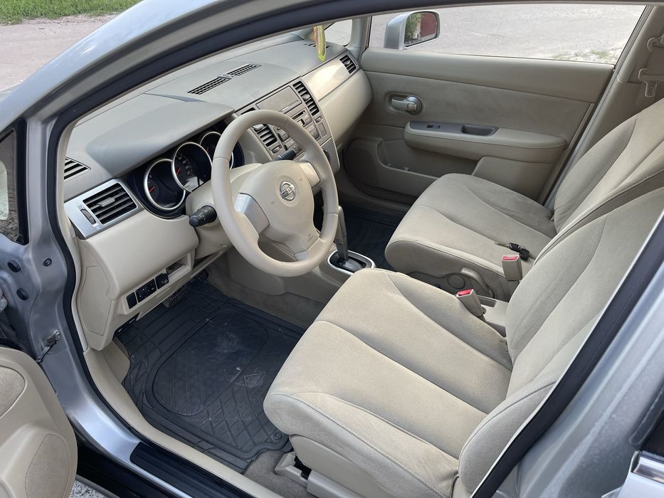 Продам Nissan Tiida АКПП 1.6 гбо  в класному стані
