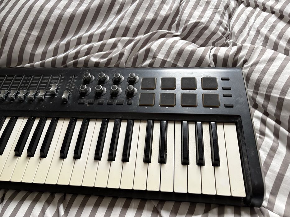 Klawiatura sterująca Behringer USB/Midi MOTOR-49