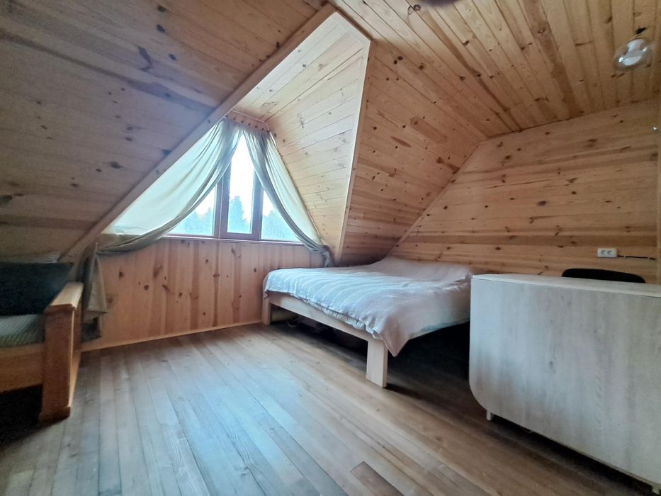 Будинок, Стара Гута 141 м2+5 сот землі, 6 кім.