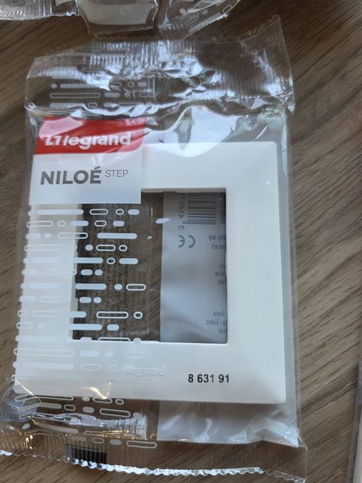 Gniazdka Legrand Niloe Step