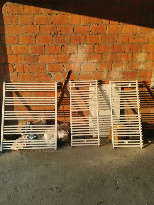 Grzejniki nowe nieużywane drabinkowe panelowe grzejnik do łazienki