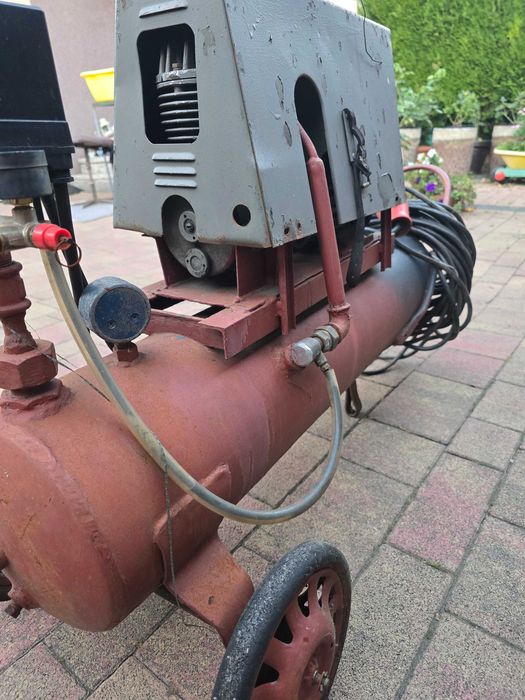 Kompresor sprężarka silnik elektryczny trójfazowy 1,5 kW