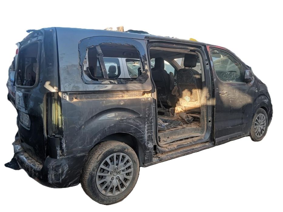 Farolim Frente Esquerdo Peugeot Traveller
