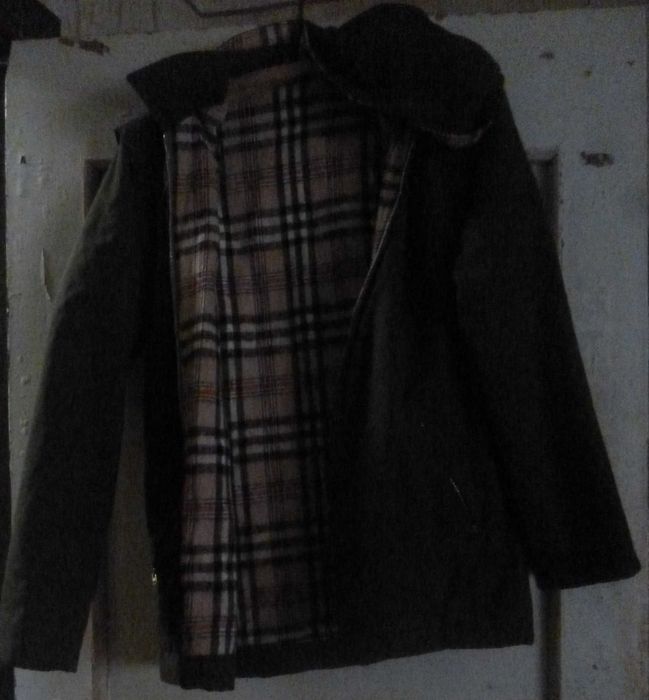 Продам куртку, цвет хаки