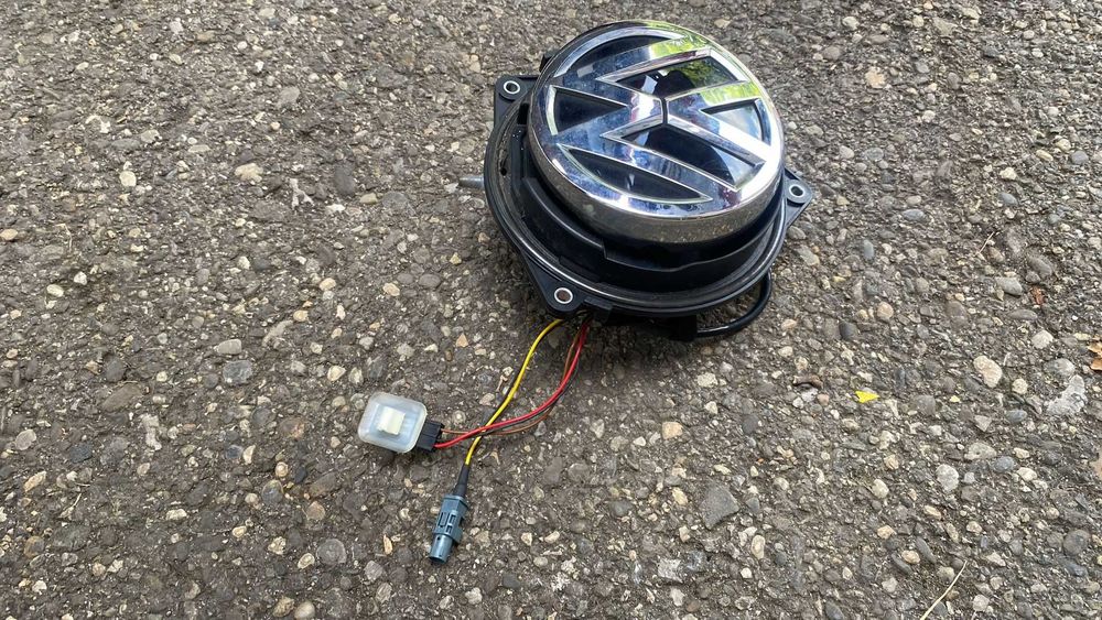 Klamka emblemat klapy kamera cofania tył VW GOLF VII 7