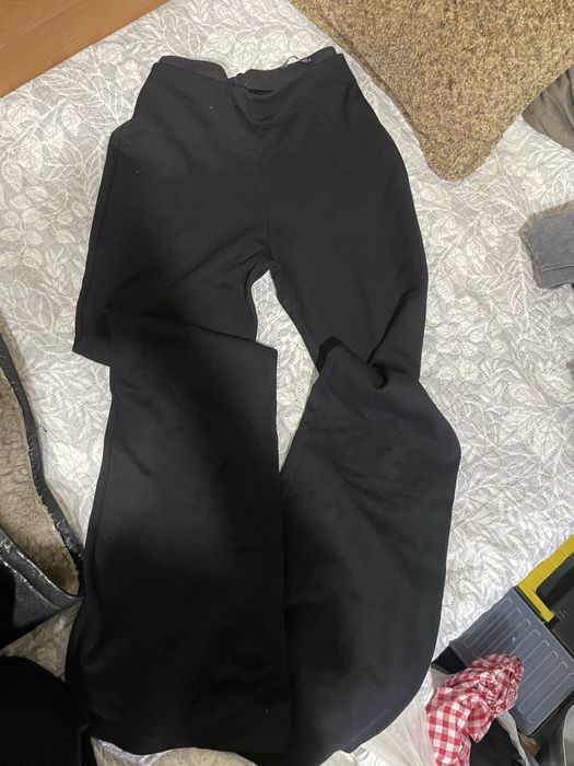 Штани кльош чорні спортивні