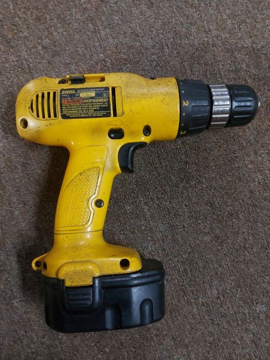 Dewalt dw953  шуруповерт