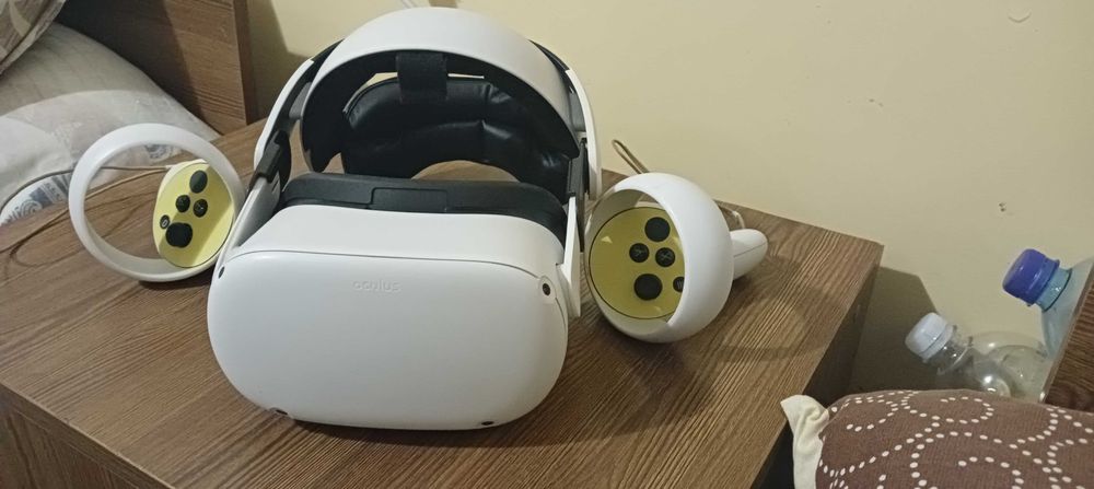 VR Oculus Quest 2 128 GB + Bobo VR M2