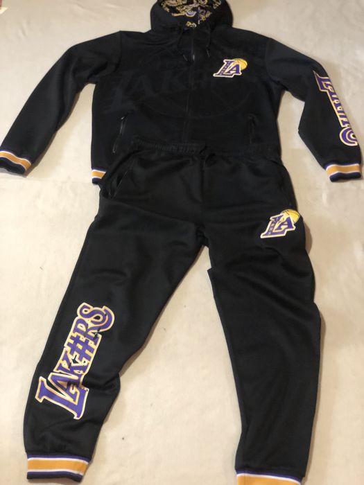 Продам свои спортивные костюмы