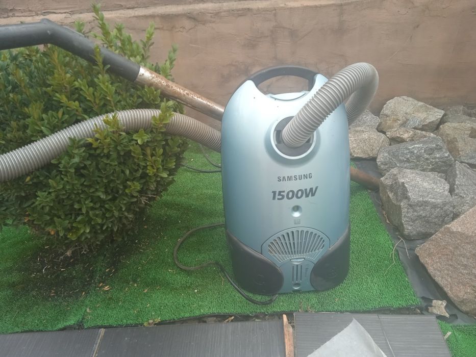 Пилосос на запчасти SAMSUNG 1500W