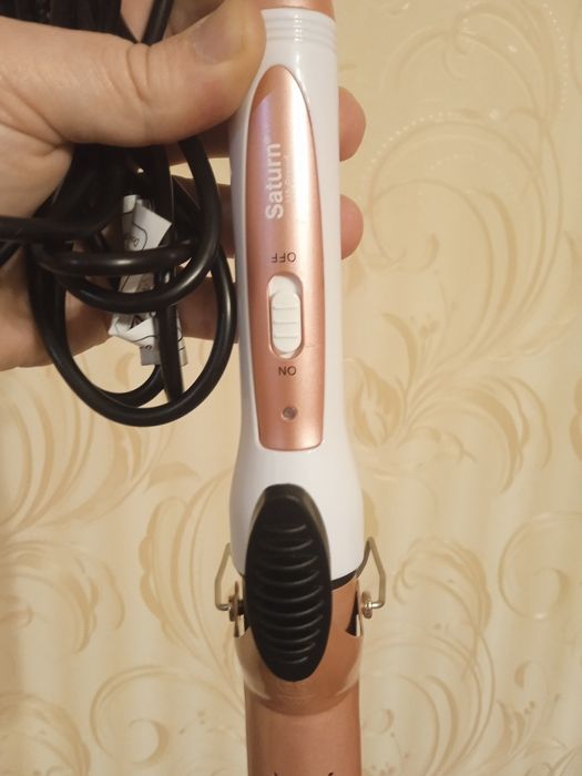 Плойка жіноча Сатурн