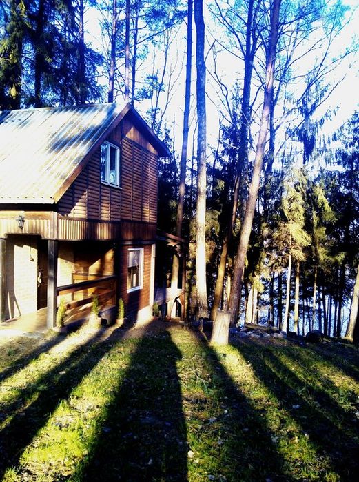 Domek nad linią brzegową Jez.Dadaj