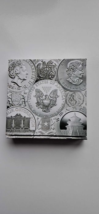 Канадські інвестиційні срібні монети Maple Leaf 2017 року, вагою 1 унція (31,1 г) чистого срібла .999