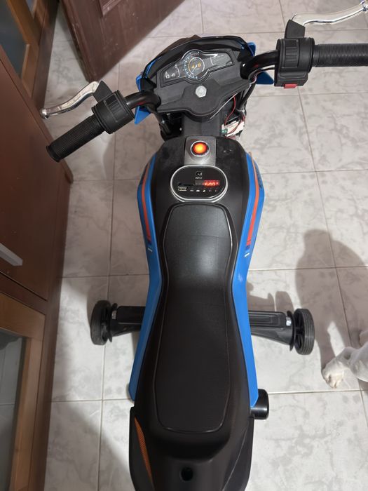 Vendo moto eletrica