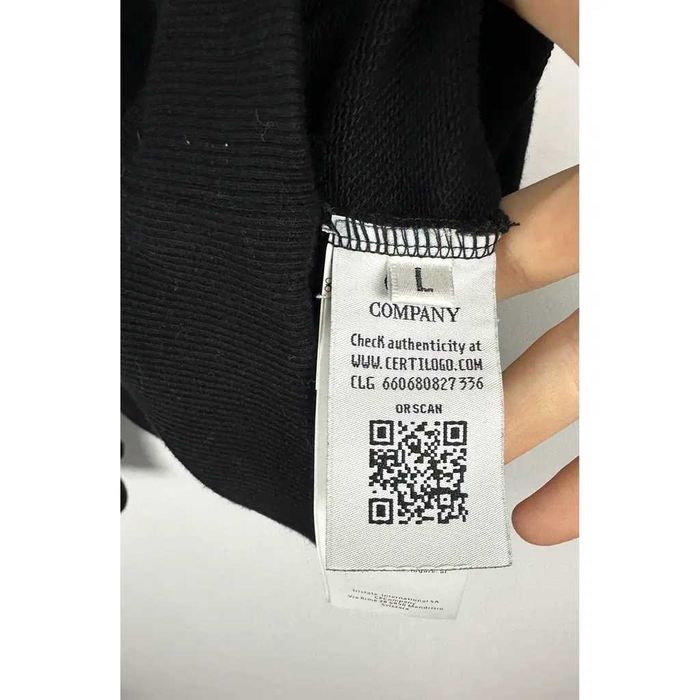 Bluza męska C.P Company czarna casual ze szkiełkiem crewneck r. M