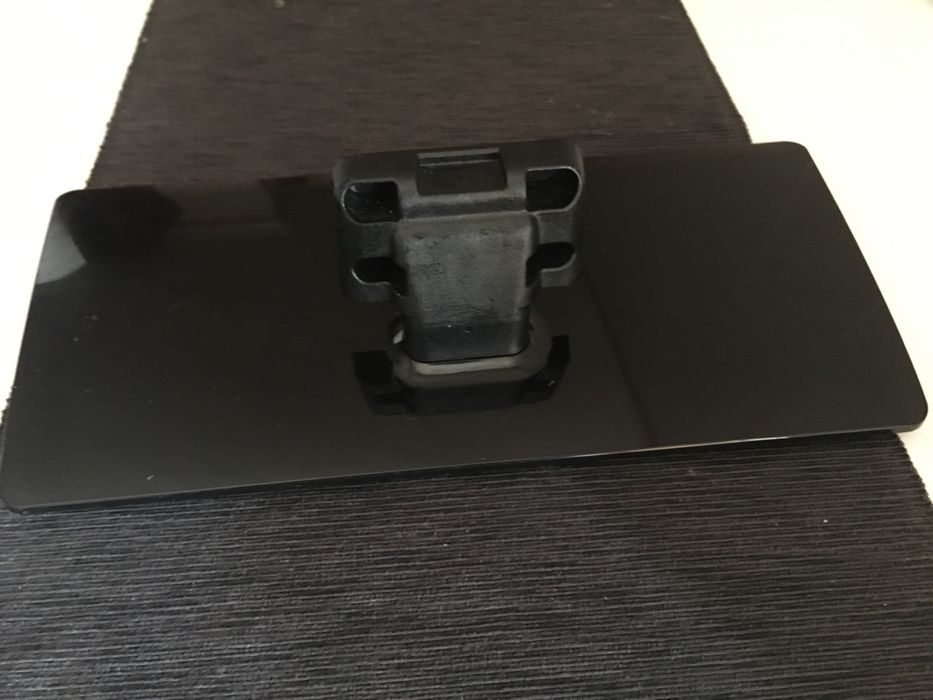 Pedestal TV LG preto