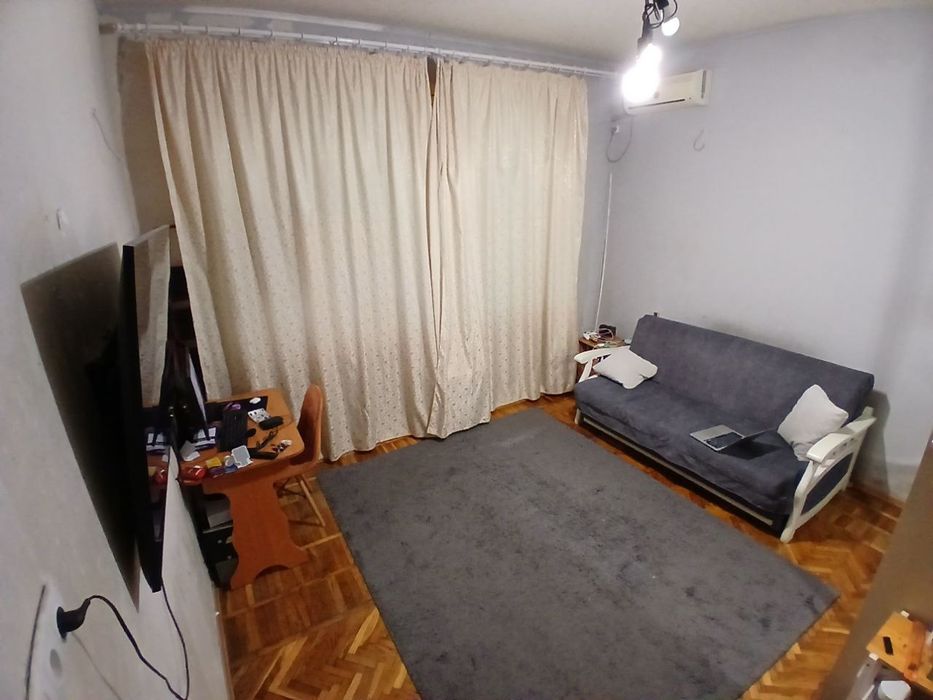 Продам гостинку м Спортивная