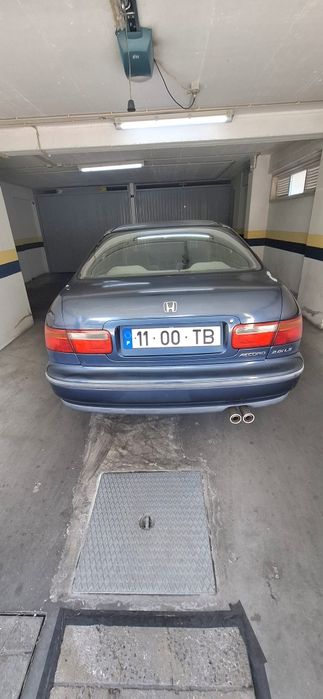 Honda  Accord  2.0 Lsi