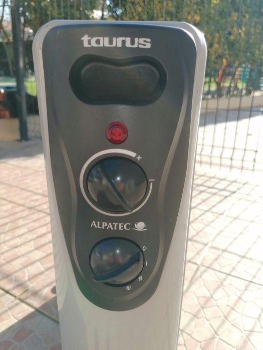 Vendo Aquecedor Taurus Alpatec 2000w