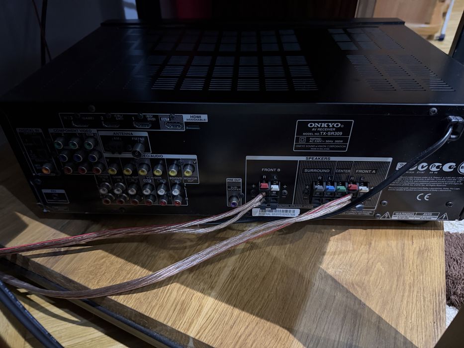 Amplituner Onkyo TX-SR309