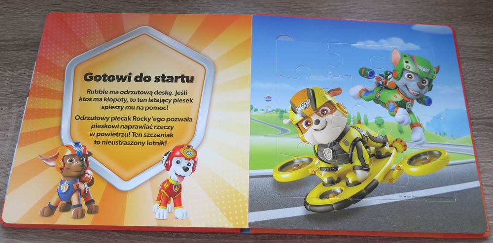 Książka z puzzlami Psi Patrol