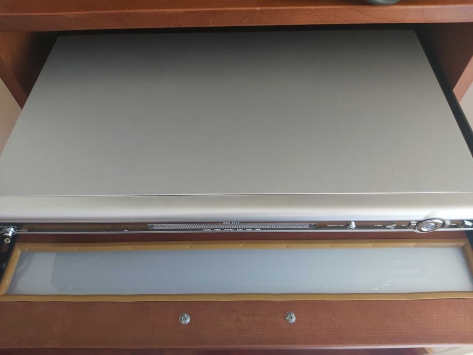 Leitor de DVD com pouco uso