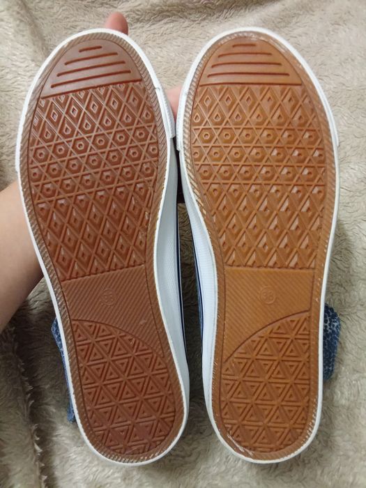 стильні жіночі кеди