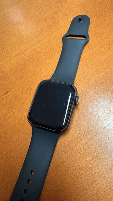Apple watch se 44