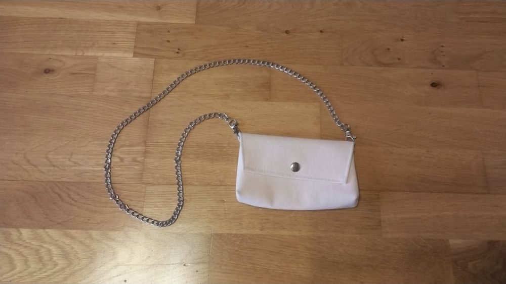 Damska mała różowa torebka