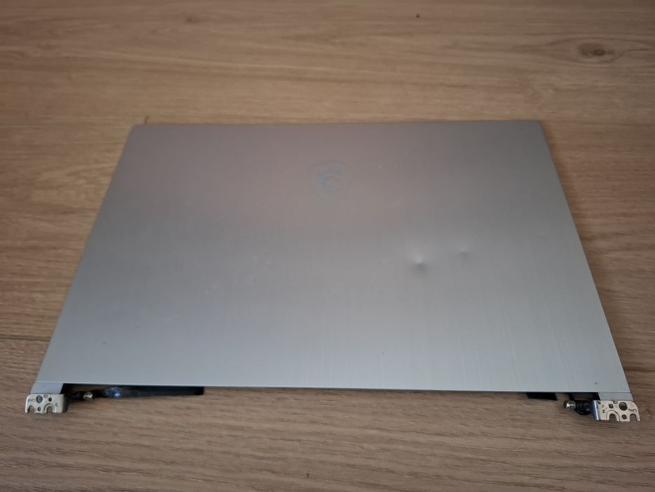Tampa portátil MSI Prestige 14 PS42