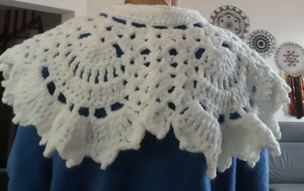 Kołnierz pelerynka crochet collar