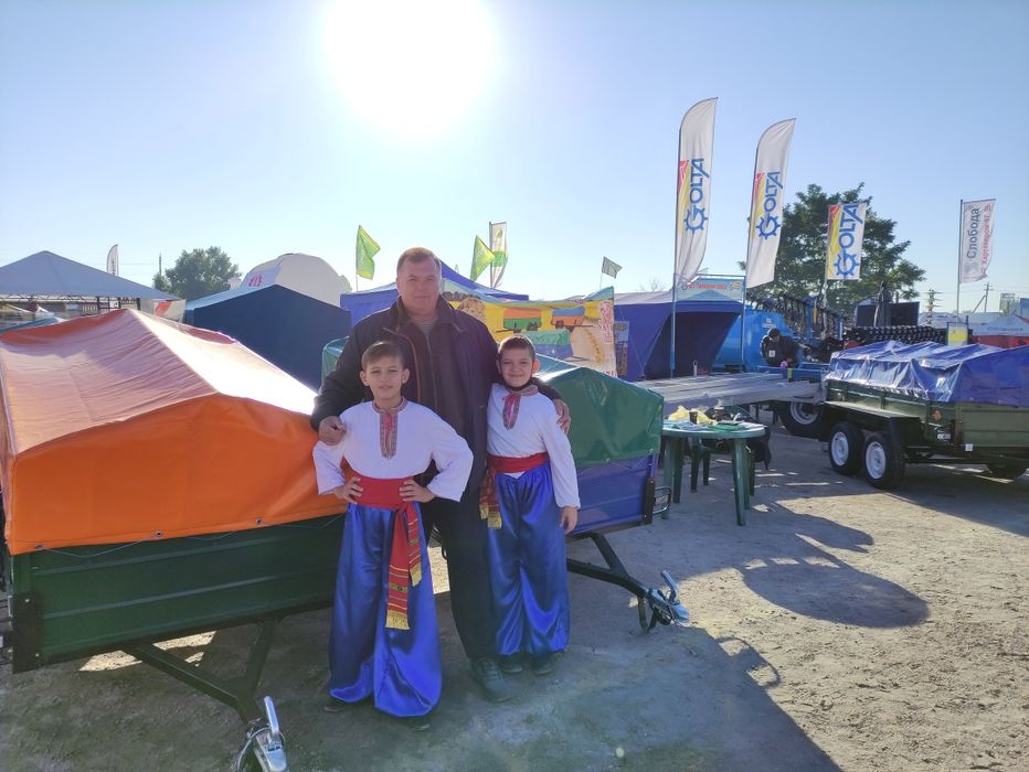 Прицеп Причіп до легкового авто 2000/1300/450 посилений із заводу.