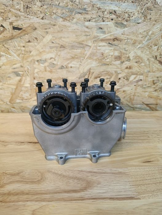 Głowica Suzuki Rmz 250 07-09 rok stan BDB