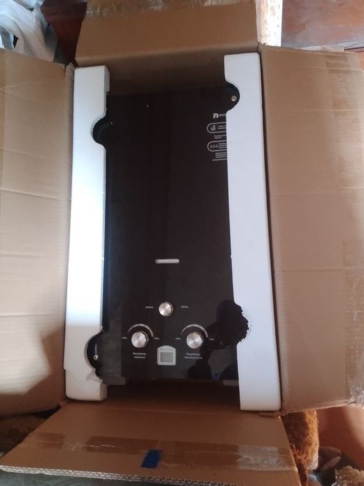 Газовая колонка Rocterm под ремонт