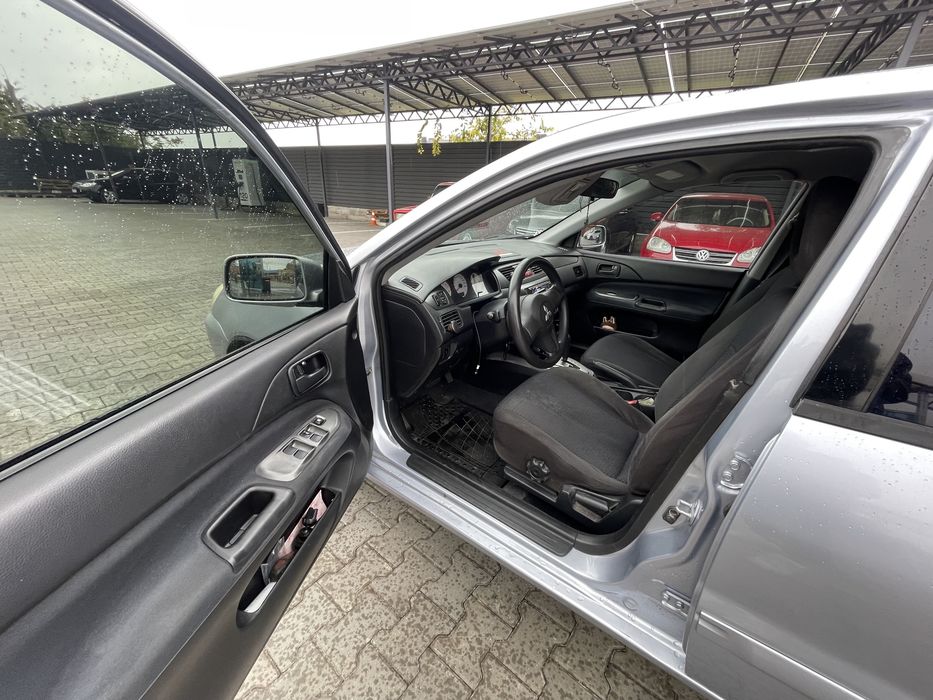 Mitsubishi Lancer 2008 Автомат Газ