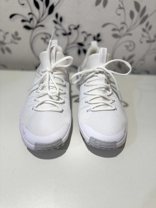 Кросівки тренувальні Nike FREE METCON 6 FJ7126-101, 39р, 42р