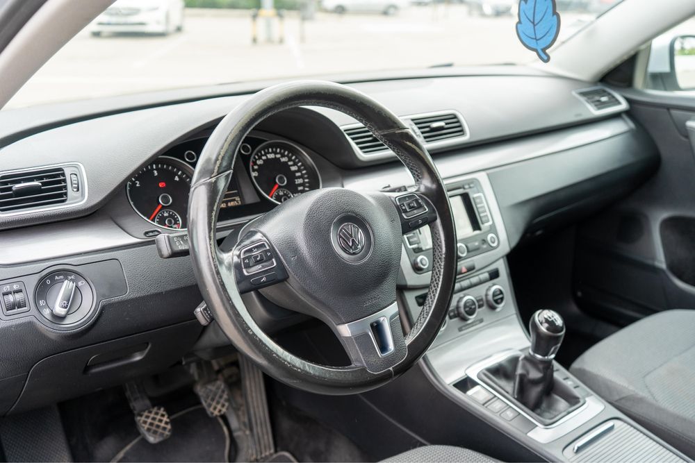 Volkswagen Passat — fotografia 5