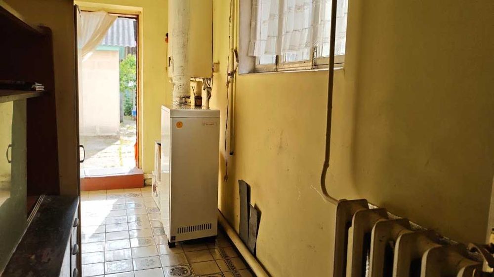 Продам будинок в селі Лютіж, Вишгородського р-ну. З власним виходом в ліс. Ділянка 15,5 сот. Без комісії